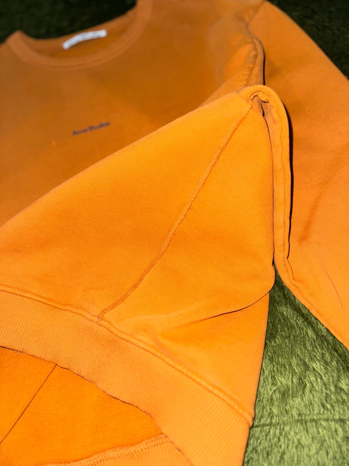 Acne Studios 아크네 스튜디오 23FW 스탬프 로고 스웻셔츠 상품이미지6