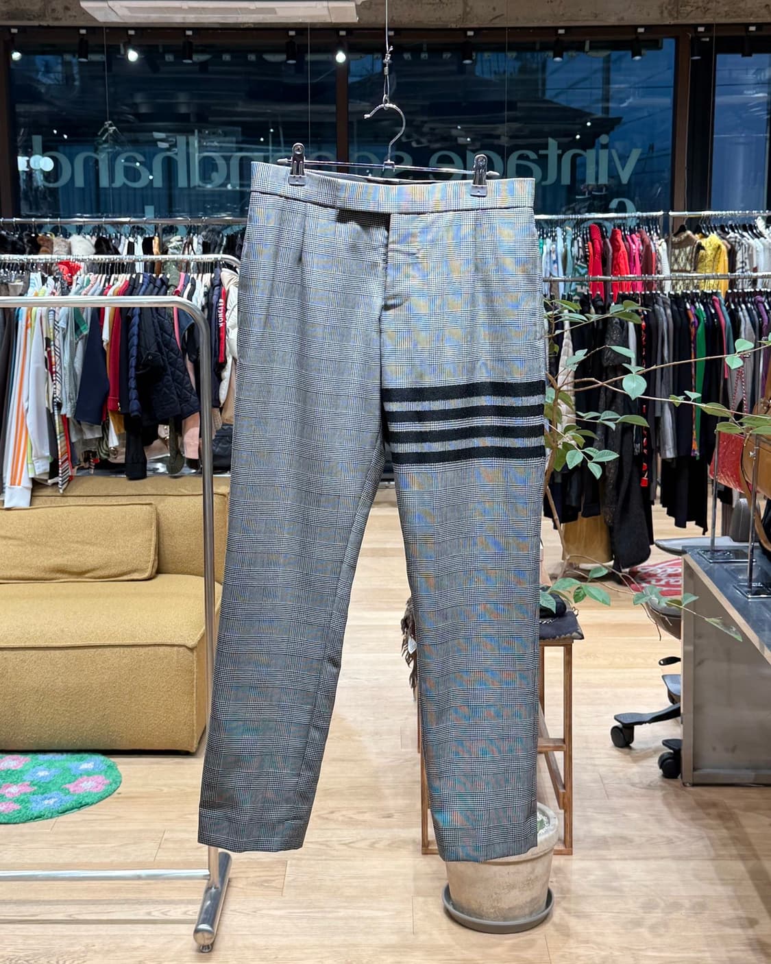 톰브라운 플란넬 4바 클래식 팬츠 상품이미지1