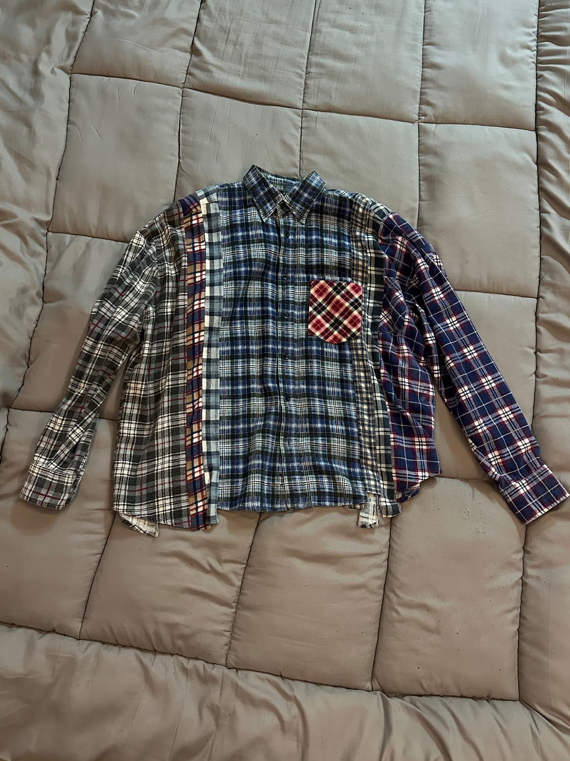 리빌드바이니들스 셔츠 상품이미지1