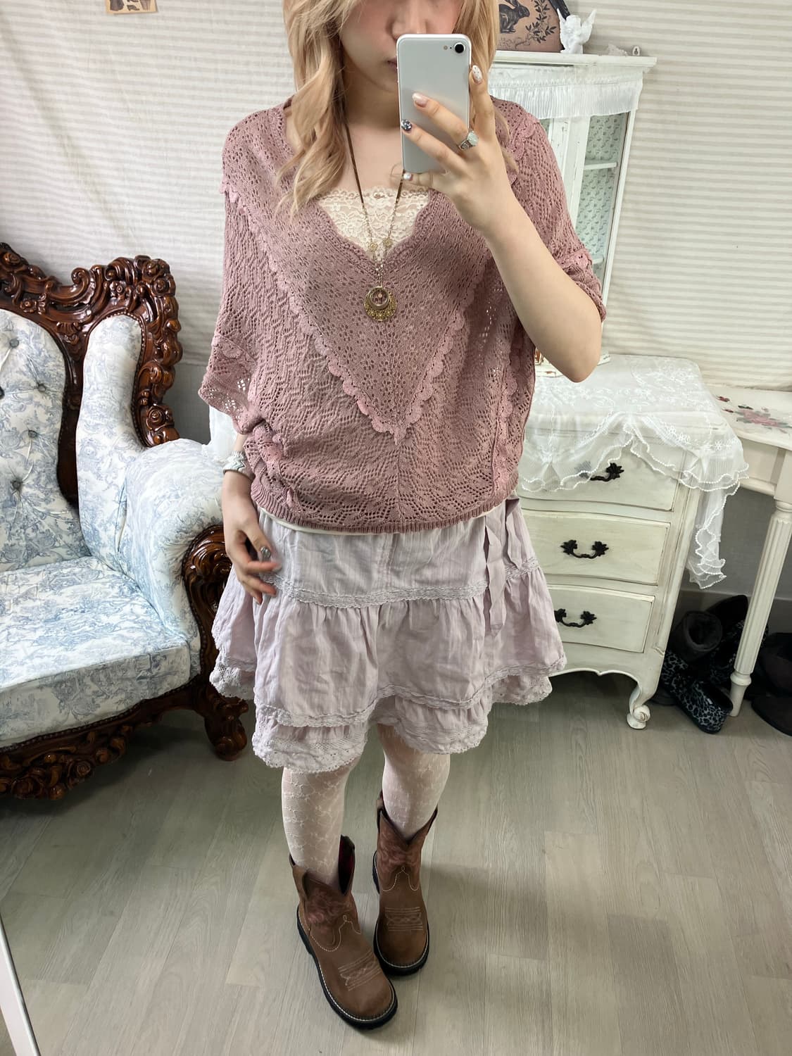 액시즈팜 핑크 크로셰 케이프 니트 상품이미지3