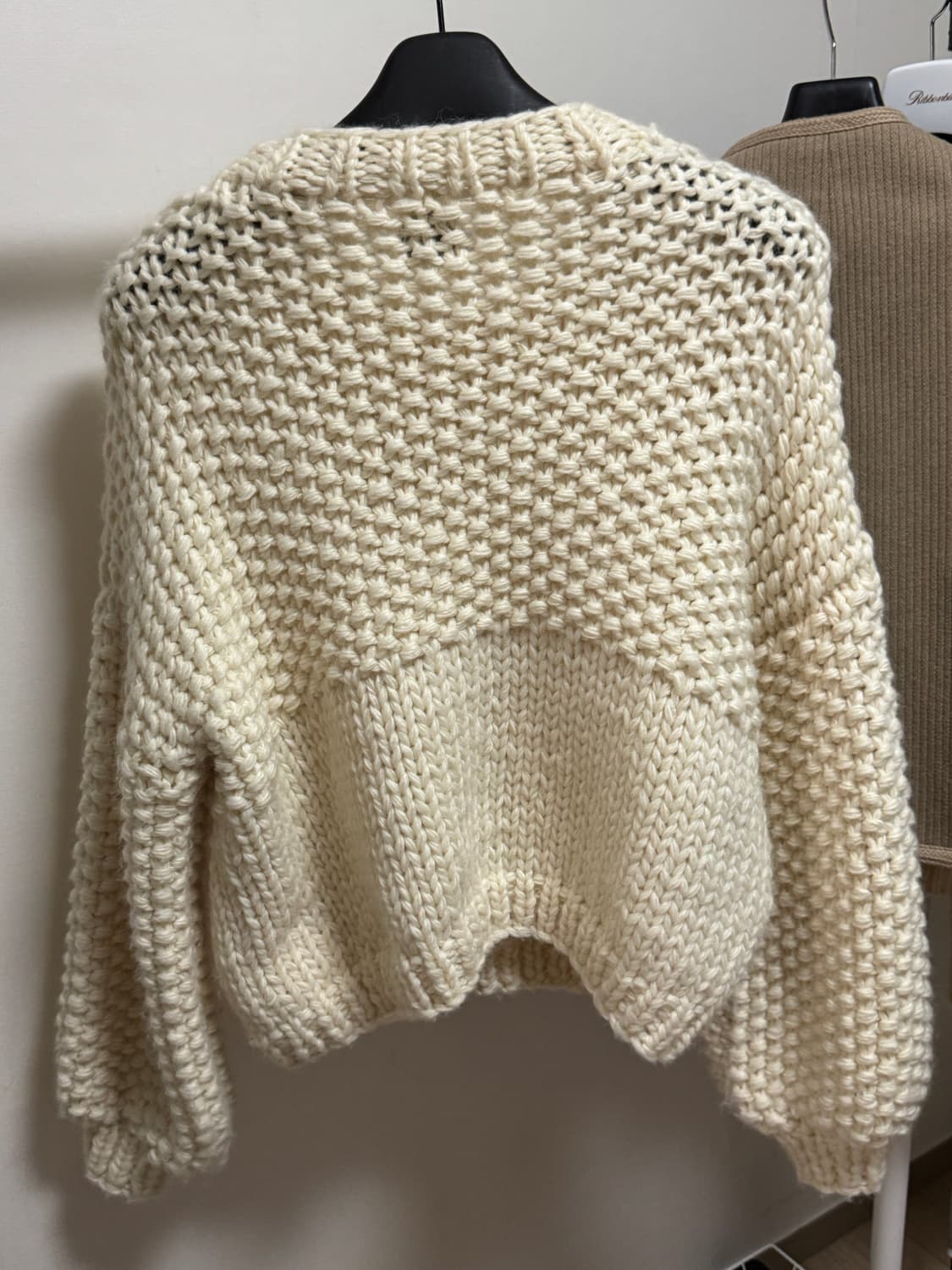베뉴먼트 핸드 니트 VENUMENT hand knitted sweater 상품이미지6