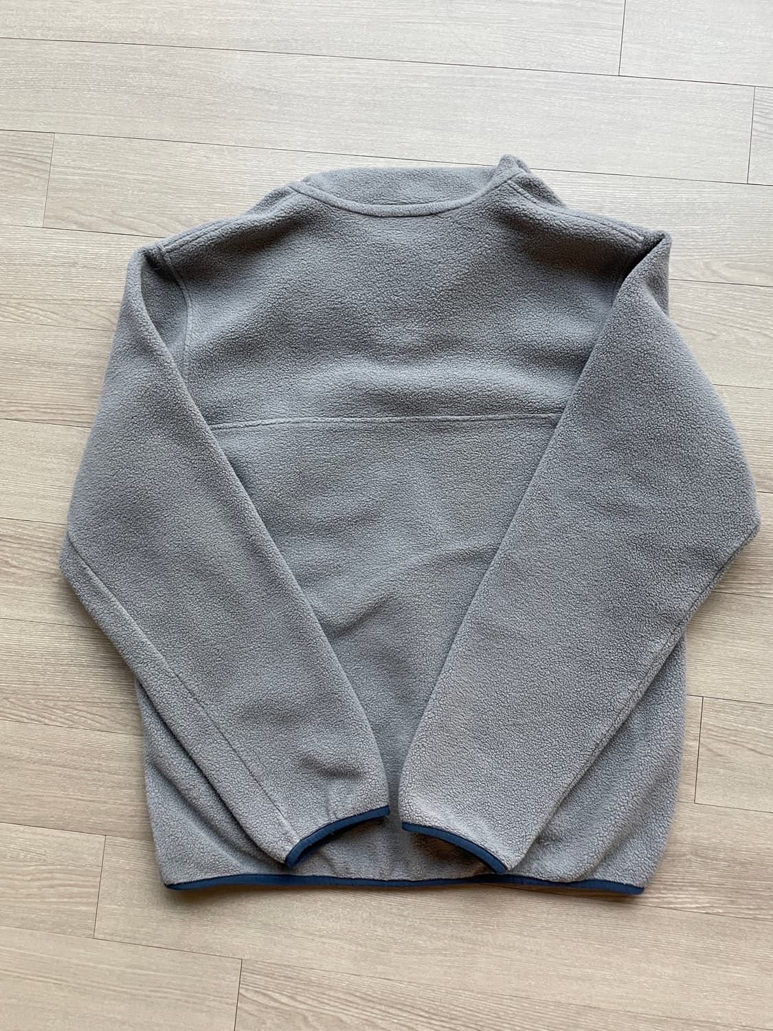 파타고니아 신칠라 우먼스 그레이 플리스 patagonia 상품이미지2