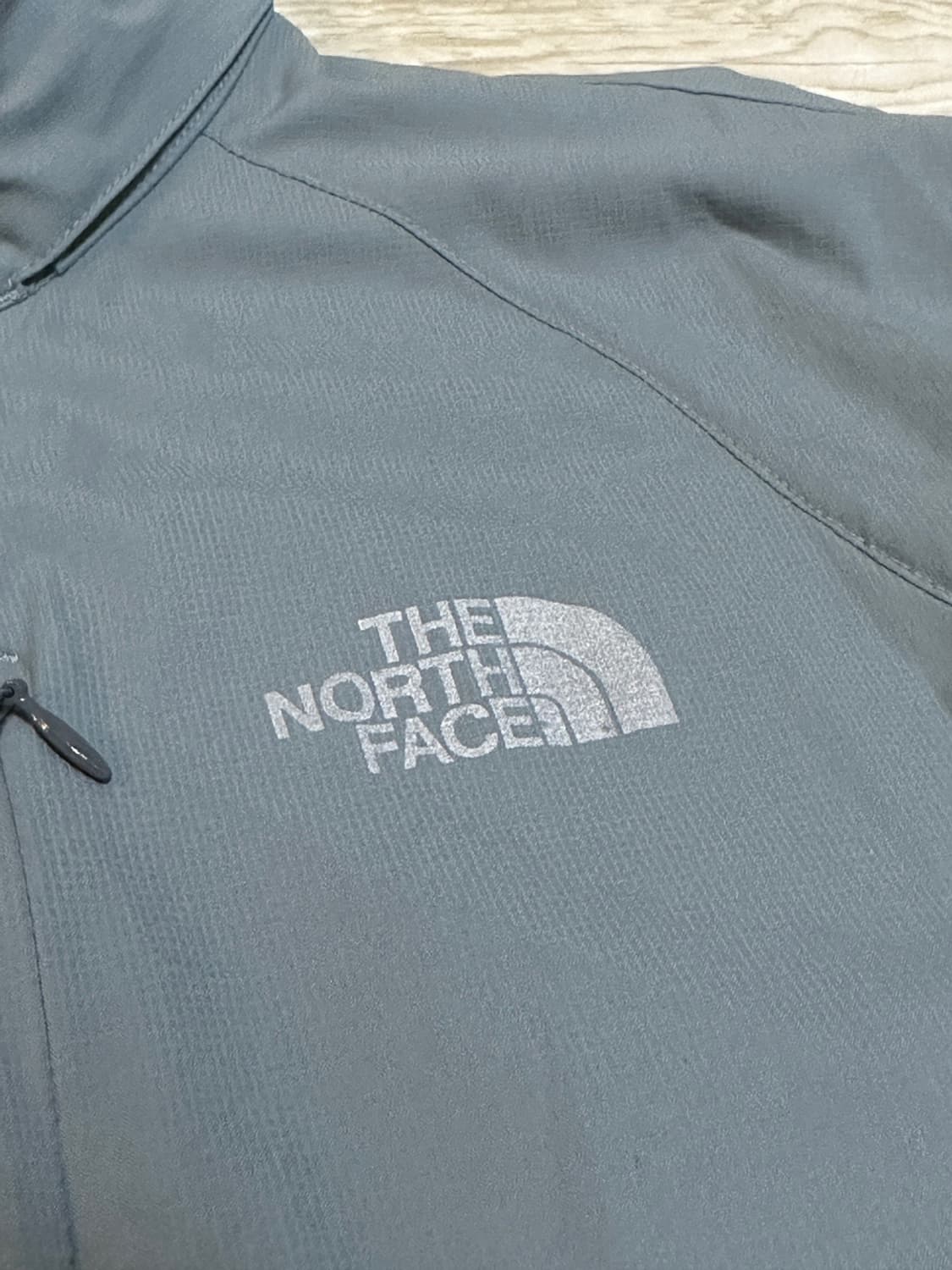 노스페이스 바람막이 자켓 상품이미지4