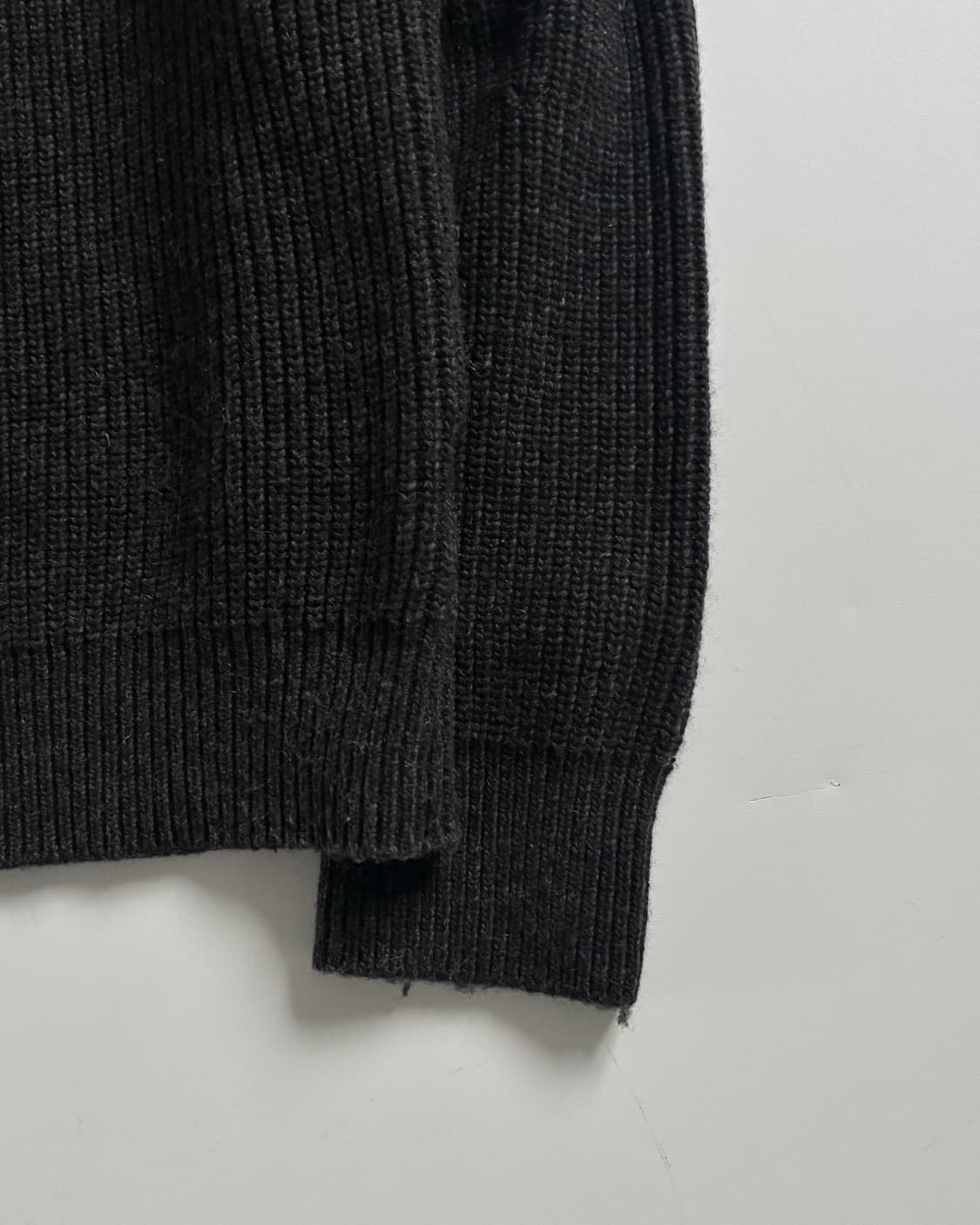 Coor 쿠어 캐시팝 트위드 크루넥 니트 상품이미지3