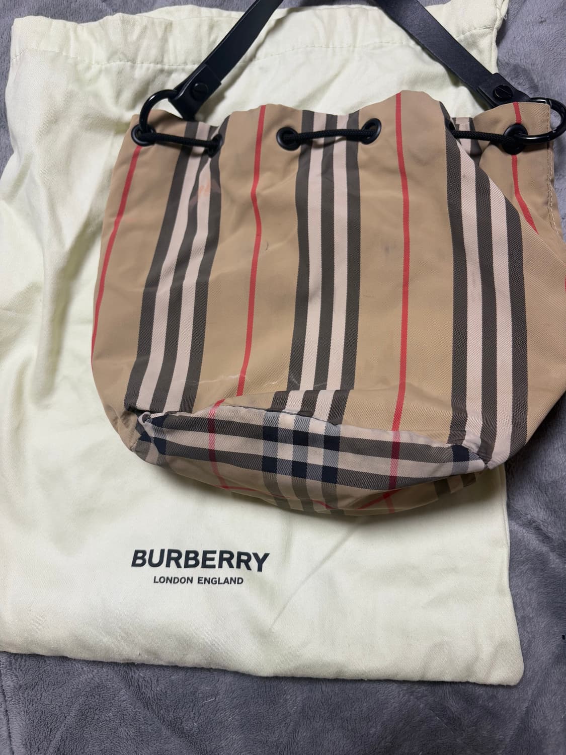 버버리 복조리 백 팔아요 상품이미지2