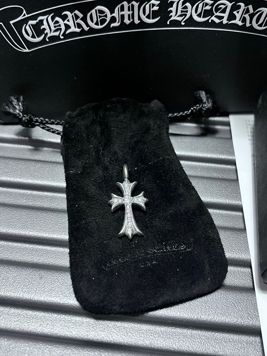 [새상품] 크롬하츠 타이니 크로스 풀파베 (타이니팻/타이니펫) 상품이미지2