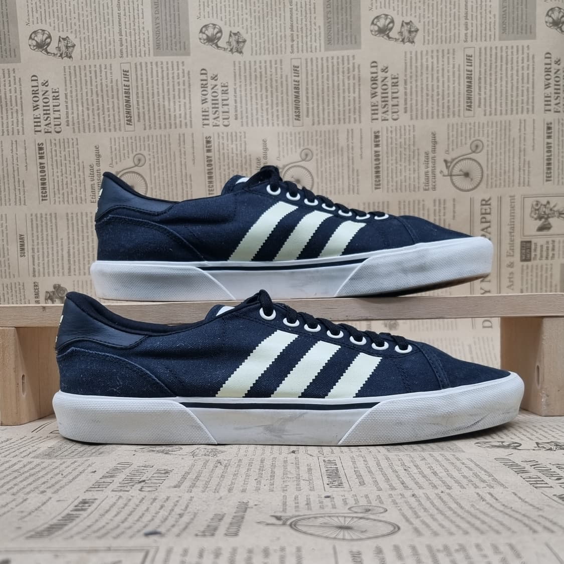 아디다스 아바카 남성스니커즈280 상품이미지1