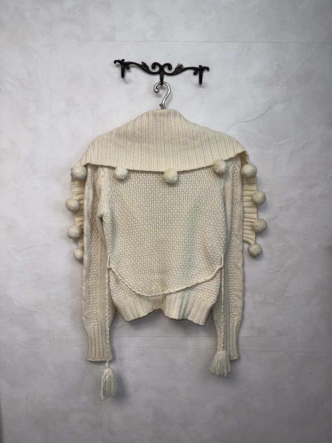 Morgan ivory knit ball off shoulder 가디건 상품이미지5