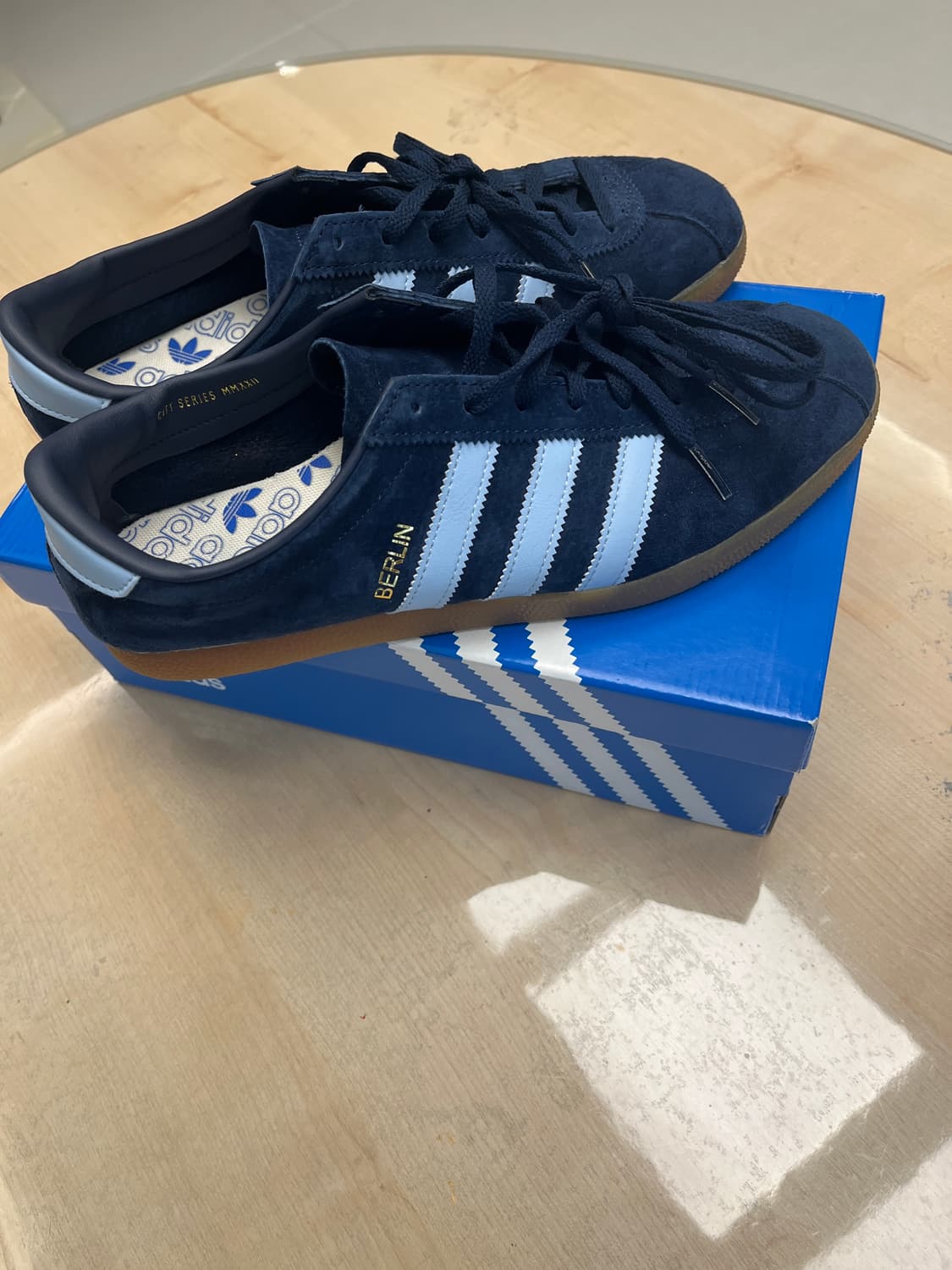 아디다스 베를린 270 상품이미지1