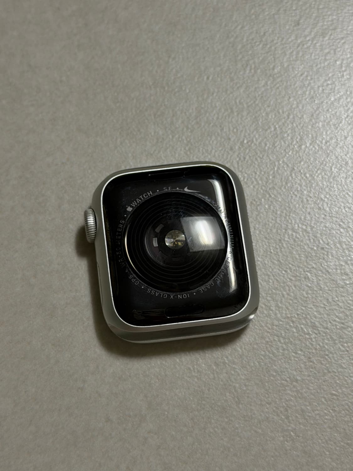 애플워치 se1 나이키 에디션 실버 40mm 상품이미지4