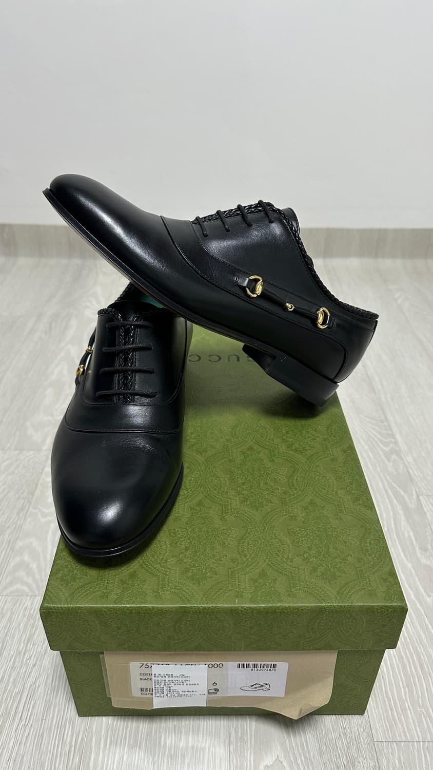 구찌 레이스업 스퀘어 홀스빗 남성 구두 6사이즈 정품 새상품 정가179만 상품이미지3