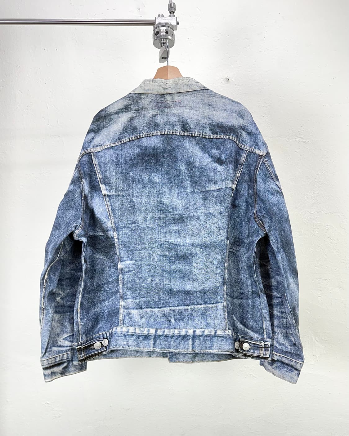 준야 와타나베 x 리바이스 x 베르베르진 25ss 트롱프뢰유 데님 자켓 상품이미지7
