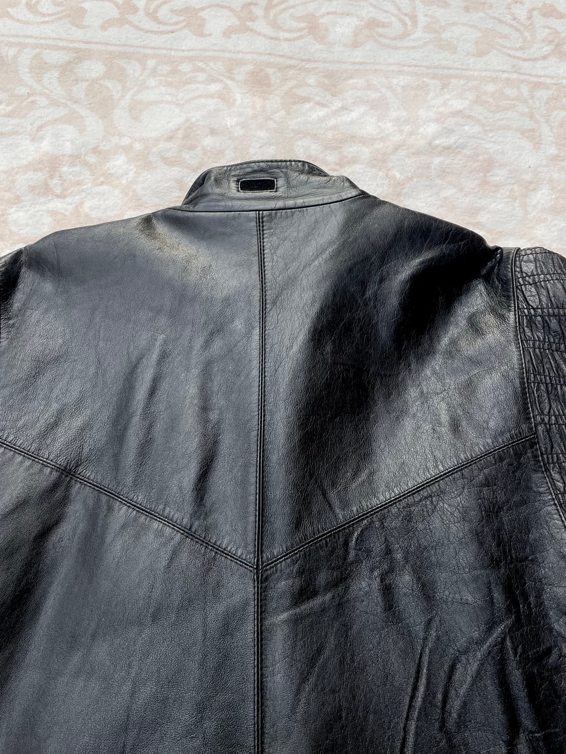 Won Dong Hee 보헤미안 웨스턴 블랙레더 카코트 상품이미지7