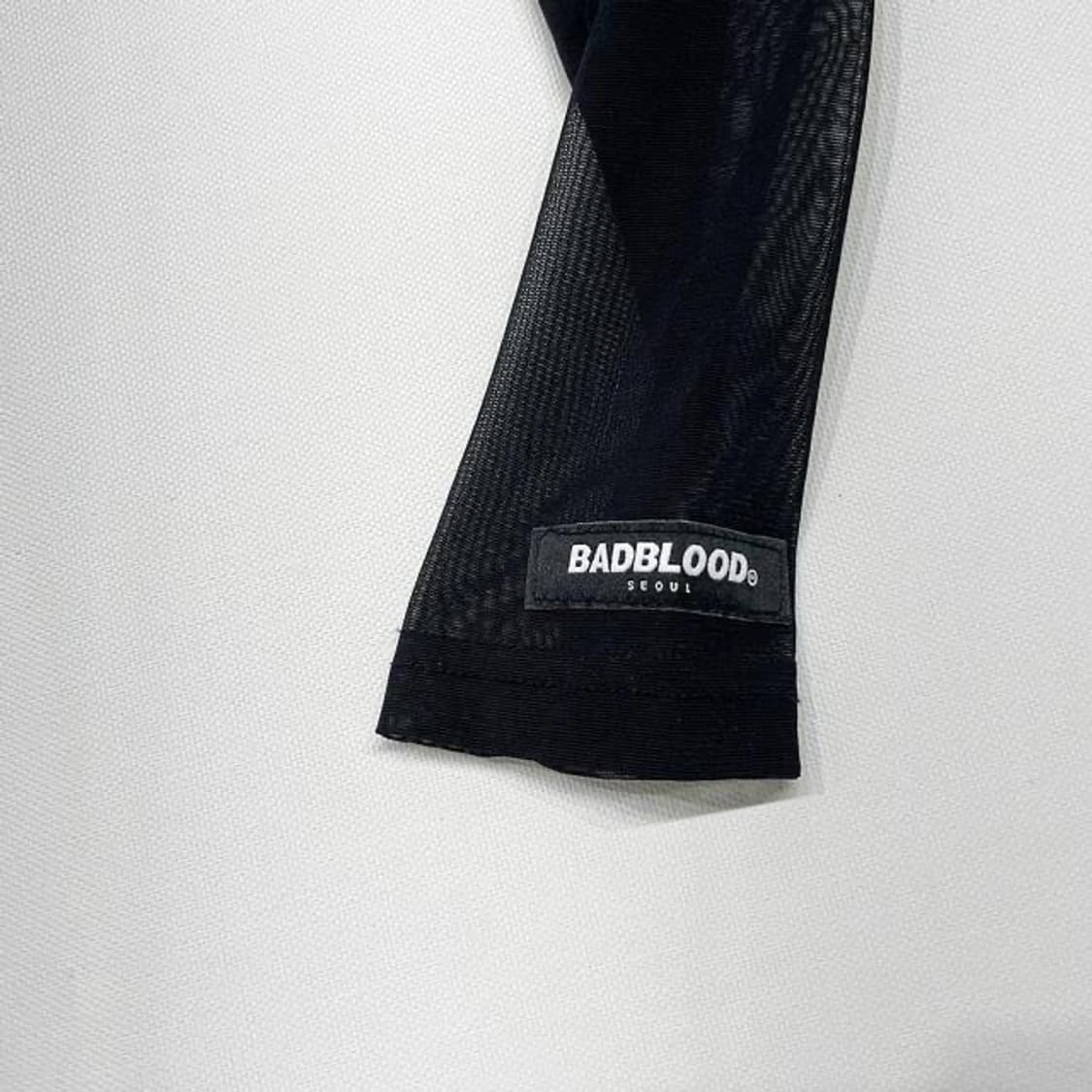 배드블러드 망사 크롭탑   상품이미지3