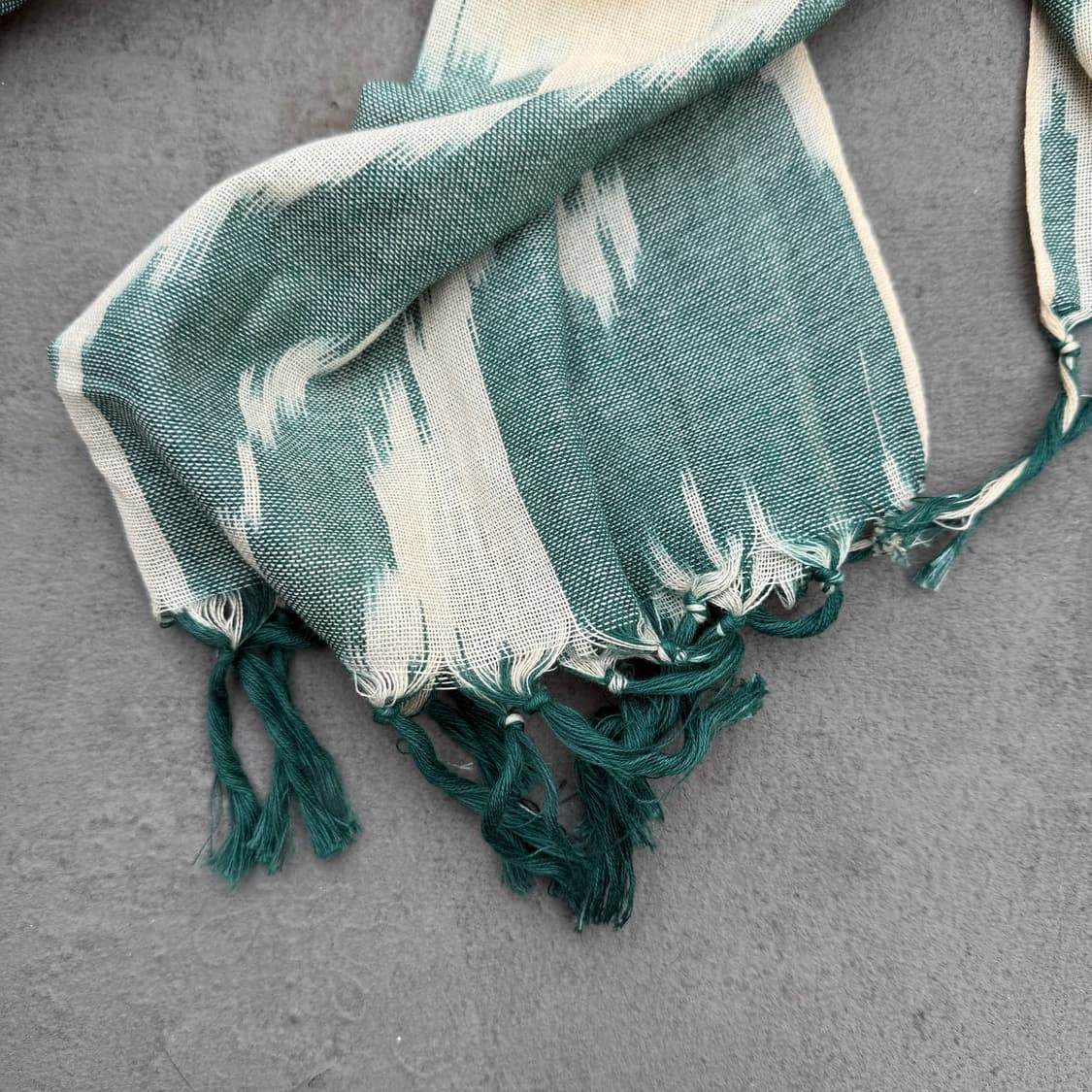 빈티지 프린지 하트 나염 스카프 상품이미지3