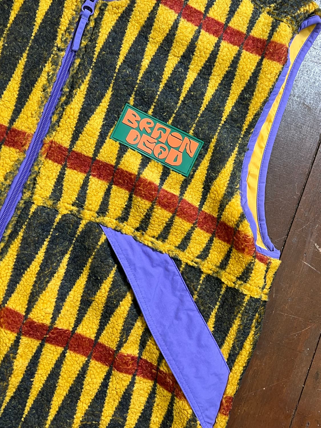 브레인 데드 후리스 베스트 상품이미지3