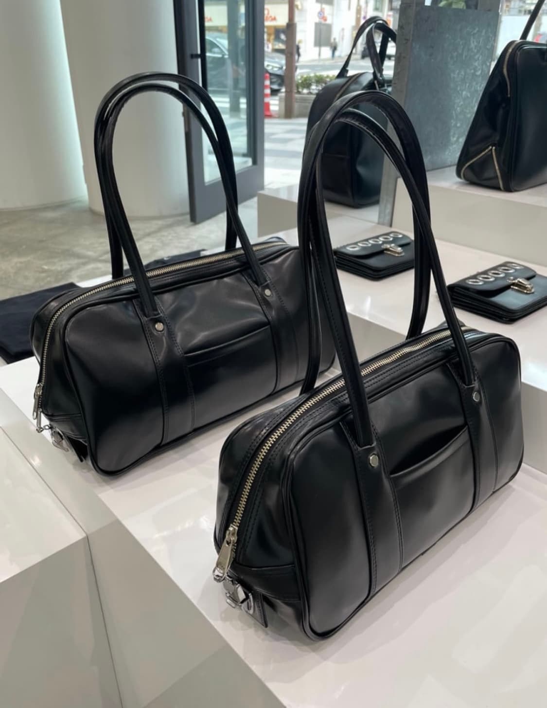 꼼데가르송 더블지퍼 숄더백 볼링백 상품이미지1