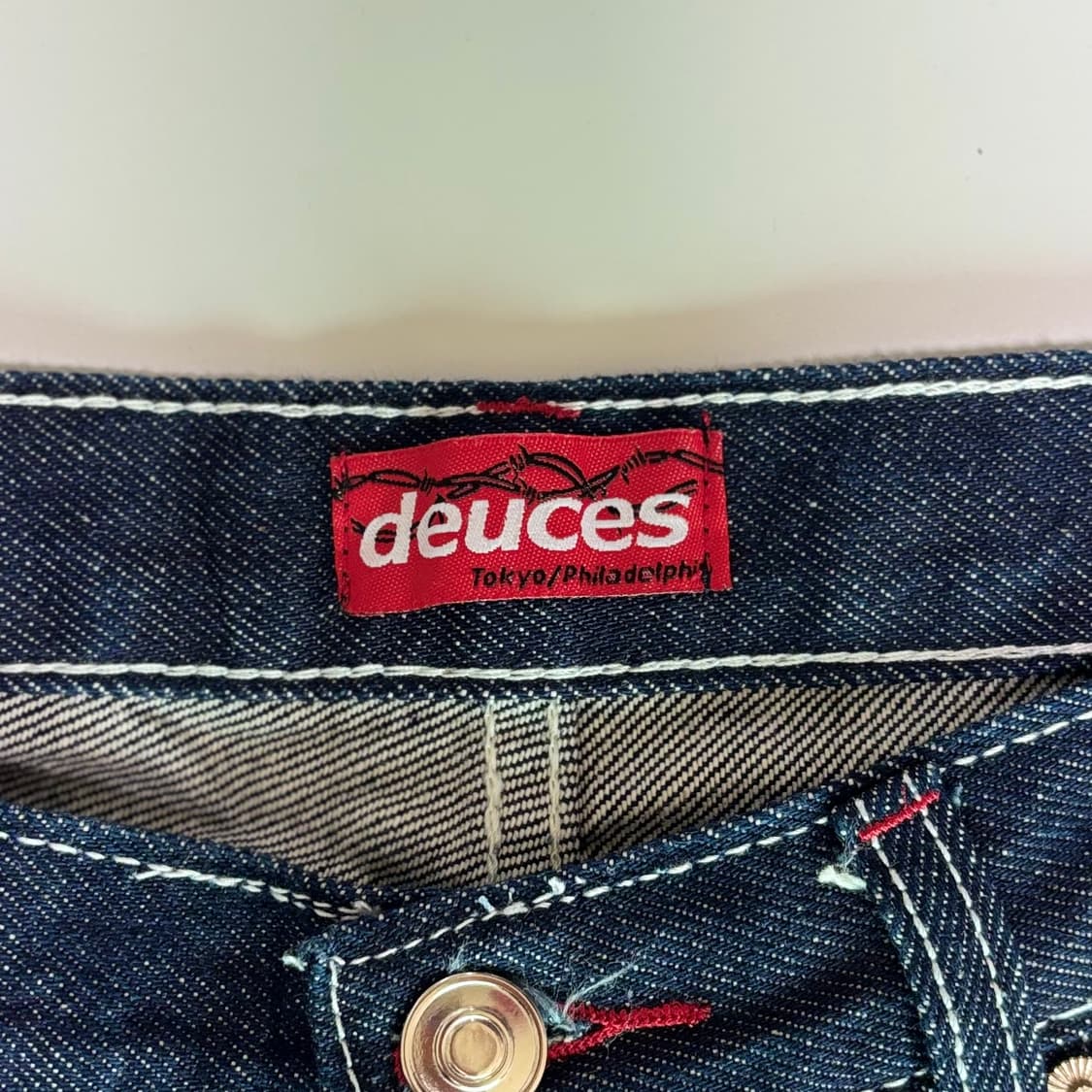 듀시스(Deuces) 화이트 스티치 생지 데님 팬츠 상품이미지3