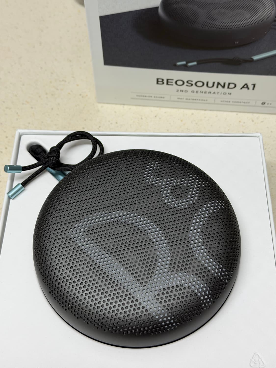 뱅앤올룹슨 Beosound A1 2세대 블랙(2) 상품이미지1