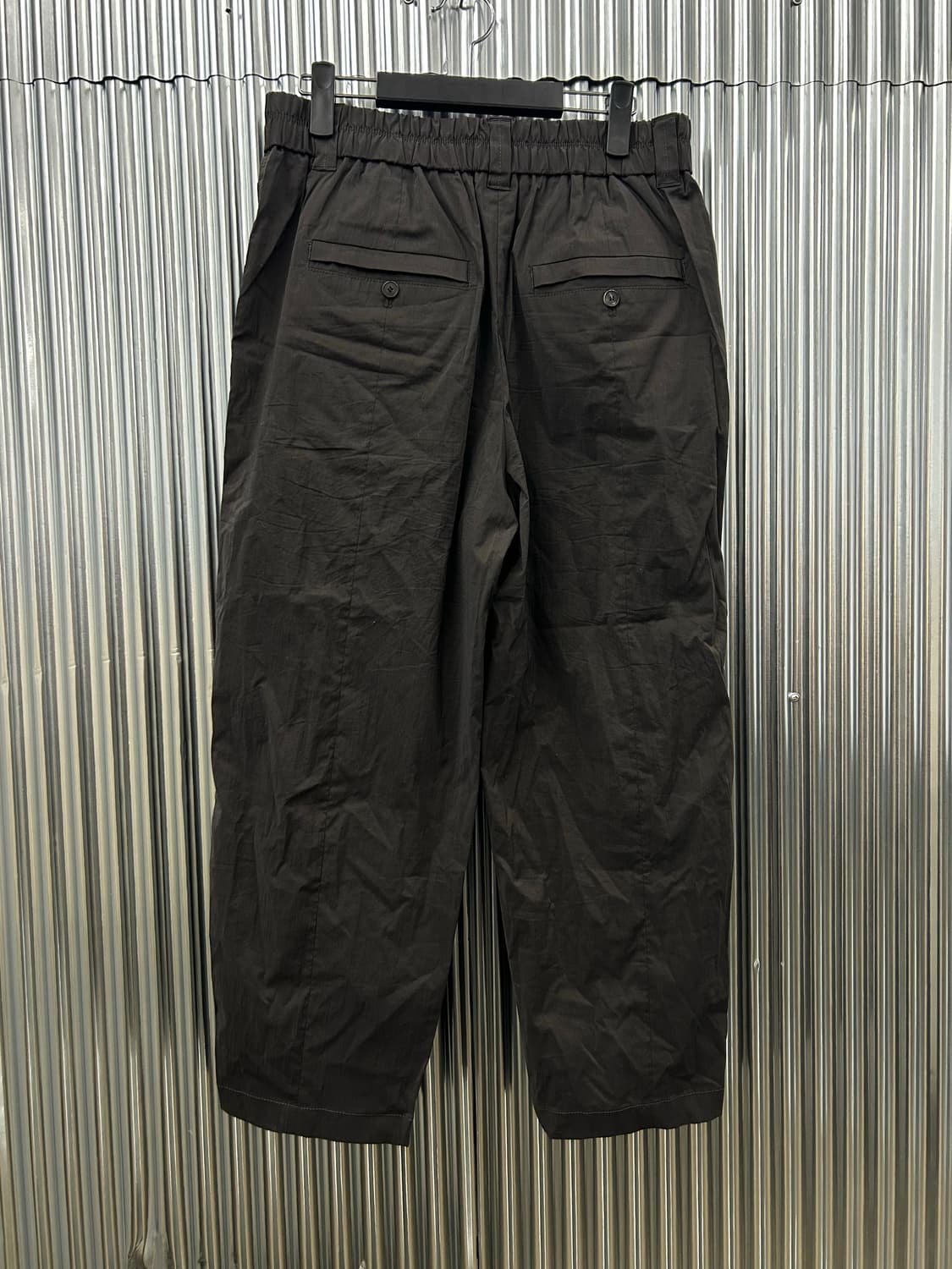 TIME 와이드 핏 밴딩 팬츠 차콜 그레이 상품이미지3