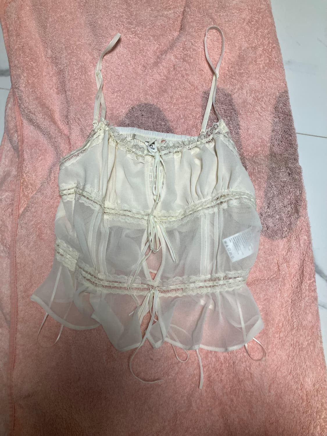 Kimchi Blue 미착용 새거 레이스 리본 캐미솔 아이보리 상품이미지3