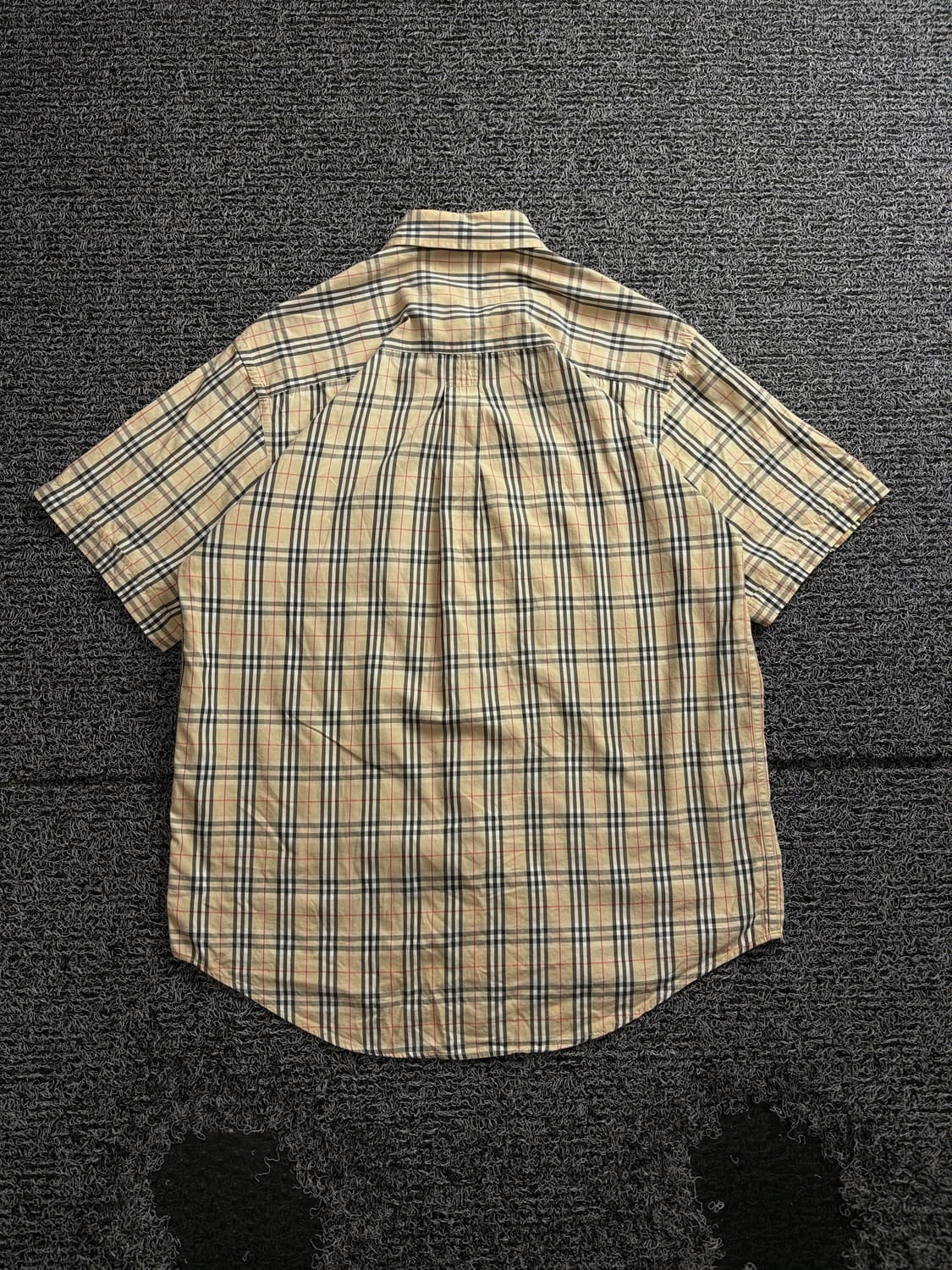 버버리 런던 클래식 노바 체크 반팔 셔츠 3699 상품이미지5
