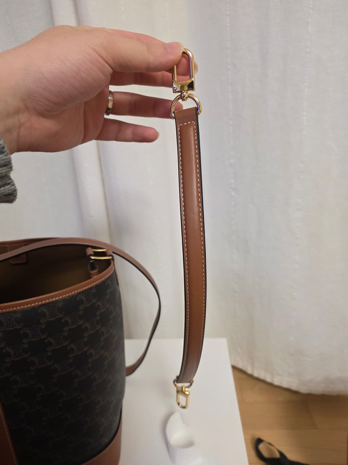 [새상품급] 셀린느 트리옹프 미디움 버킷백 풀구성 상품이미지10