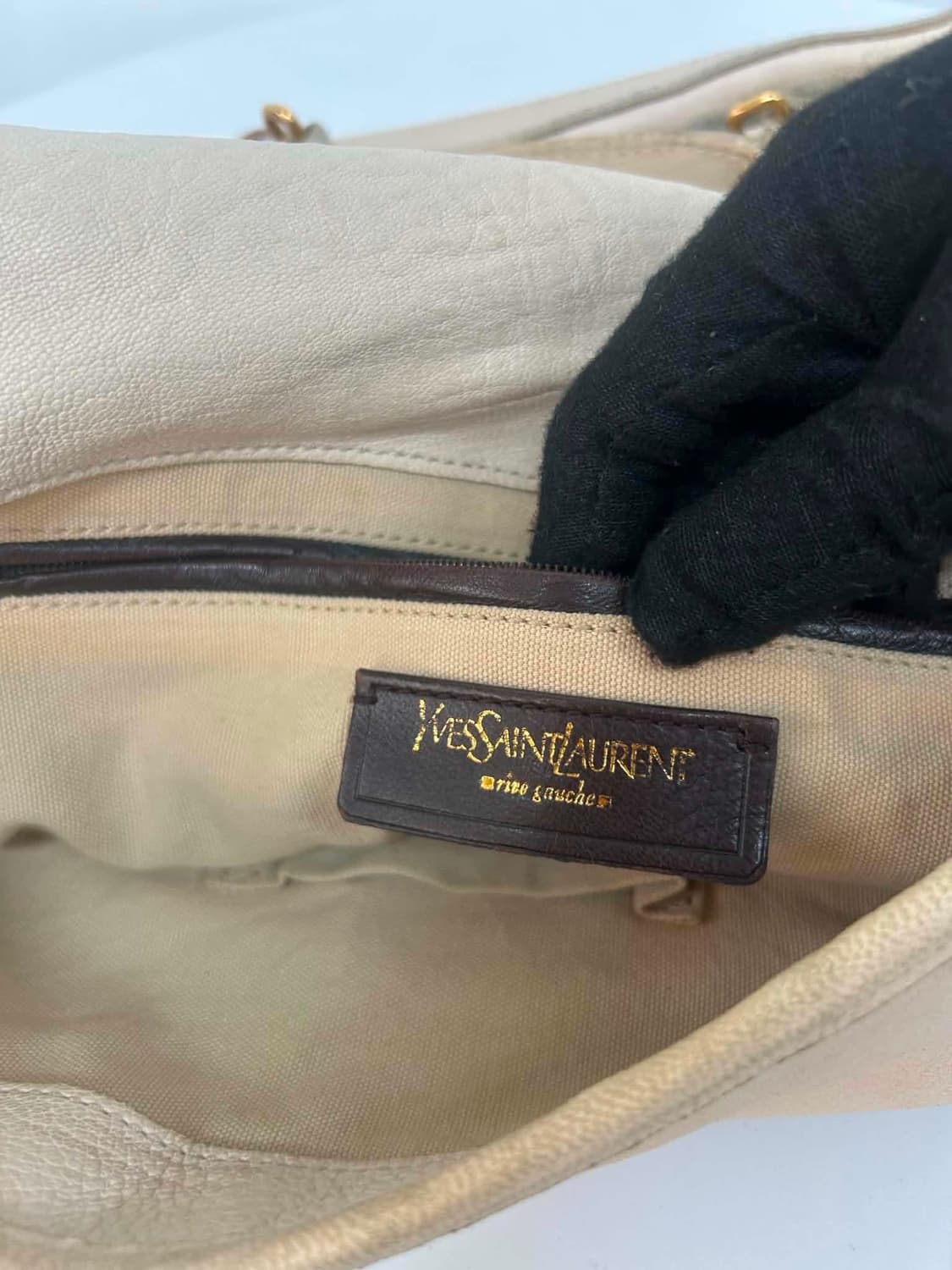 YSL 입생로랑 리브 고쉬 가죽 플랩 숄더백 토트백 상품이미지8