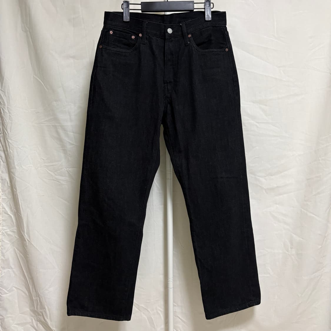 아웃스탠딩 30s 신치백 셀비지 와이드 데님팬츠 / 블랙, S(30) 상품이미지1