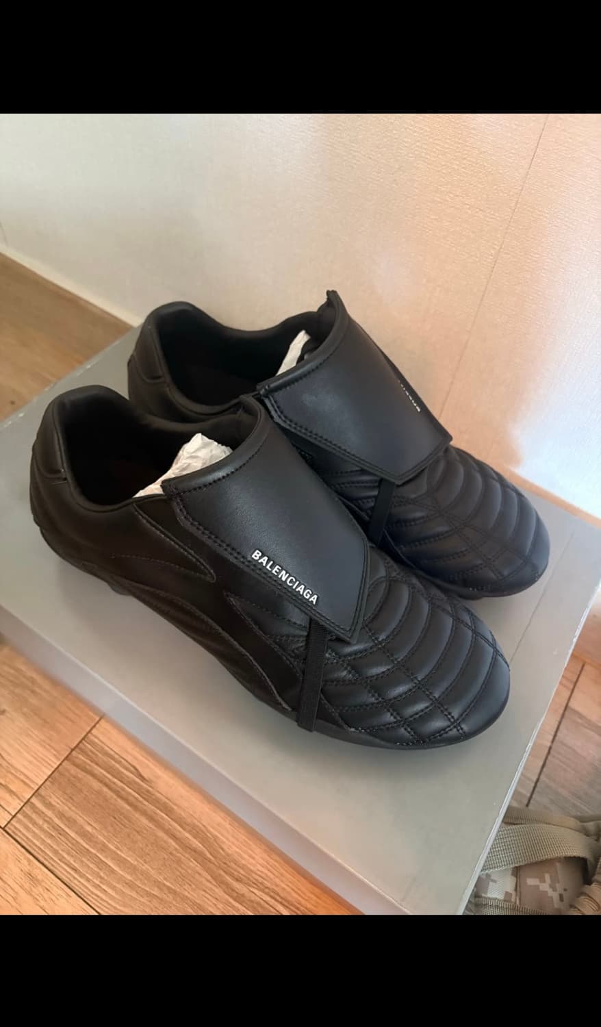 발렌시아가 사커 스니커즈 블랙 상품이미지4