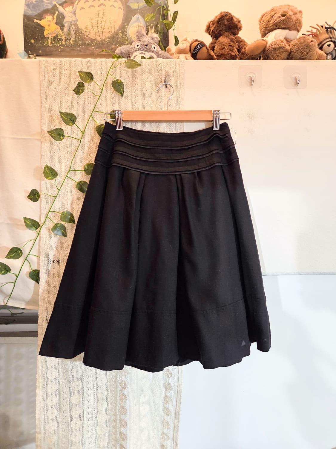 블랙 미디 울 스커트 상품이미지1