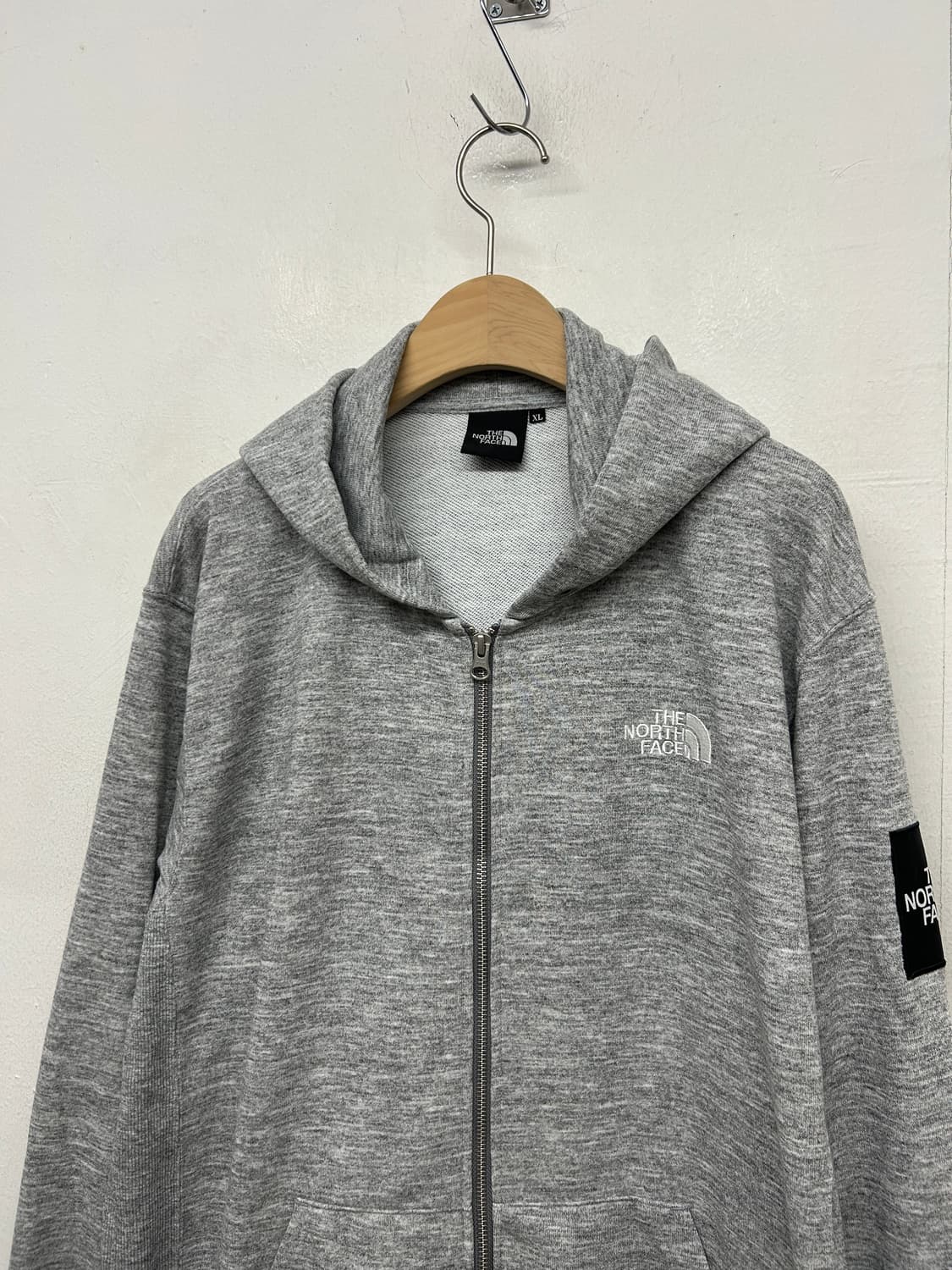 노스페이스 스퀘어 로고 투웨이 후드집업 상품이미지3