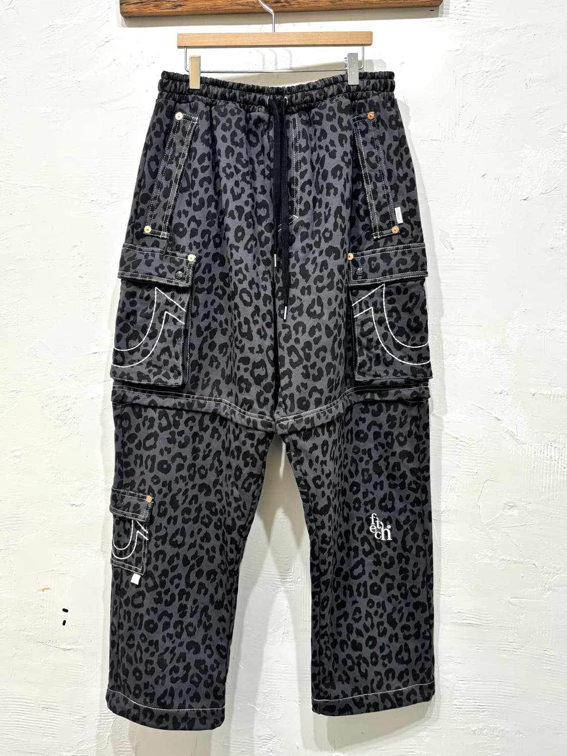 True religion x Fetch 트루릴리전 x 페치 레오파드 팬츠 상품이미지3