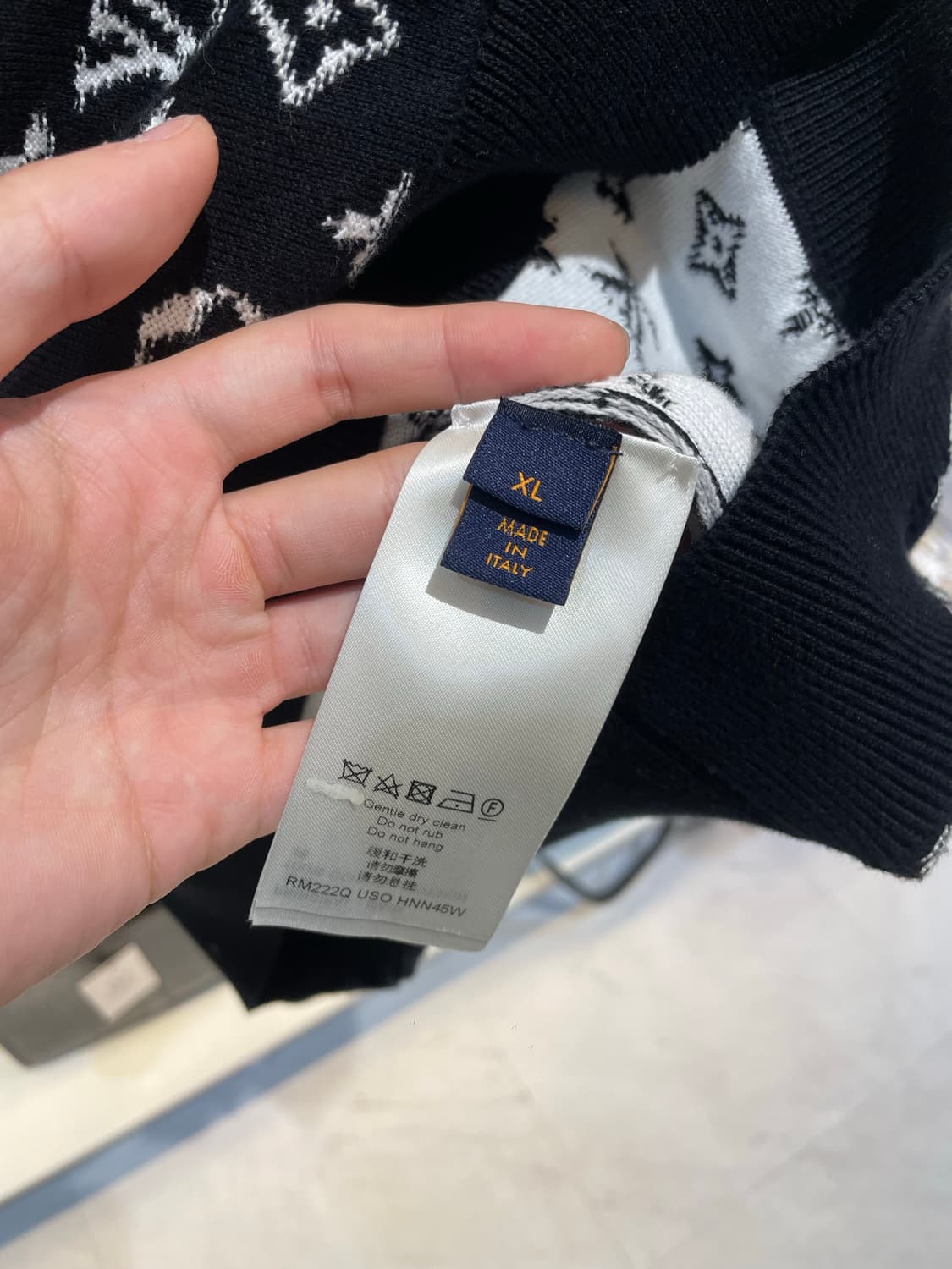 [정품/XL] 루이비통 모노그램 후드티 상품이미지3