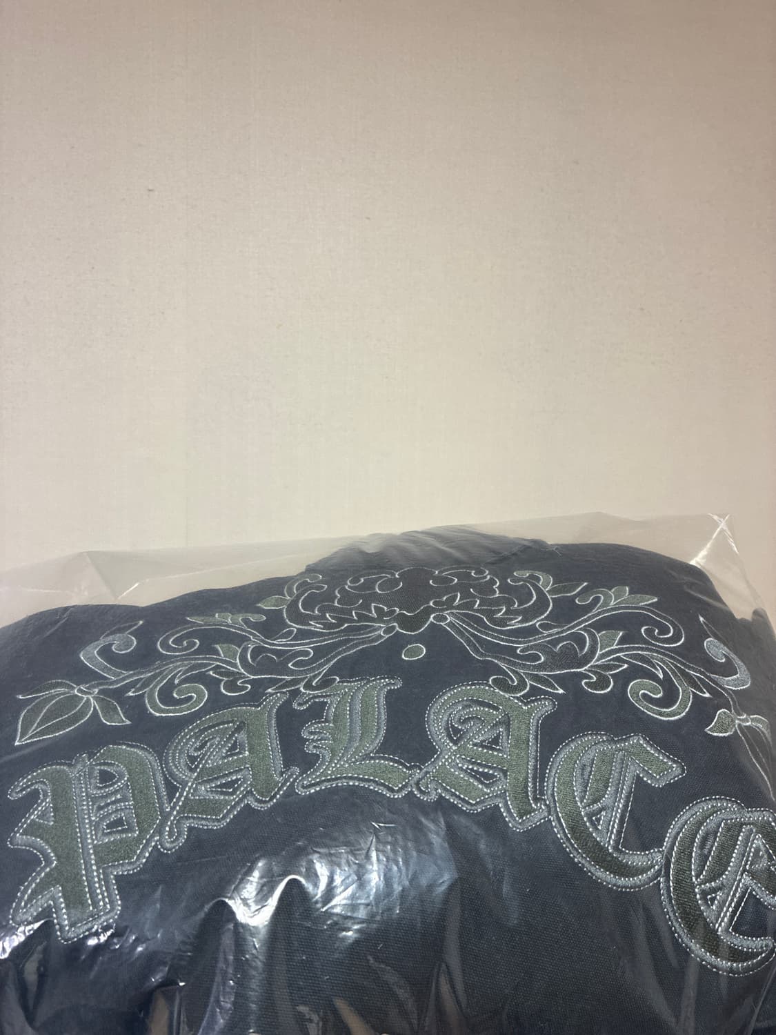 [M]팔라스 PALACE 플로랄 캔버스 봄버 자켓 블랙 상품이미지6