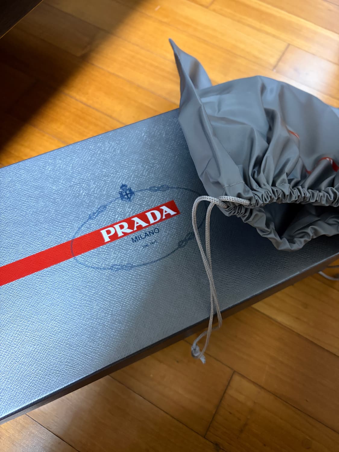 프라다 아메리카컵 화이트 UK9  상품이미지5