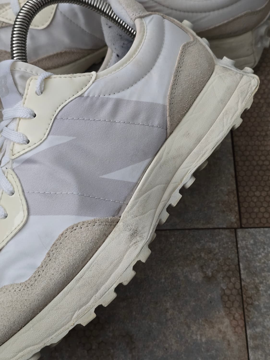 (260)뉴발란스 327 화이트 문빔 상품이미지3