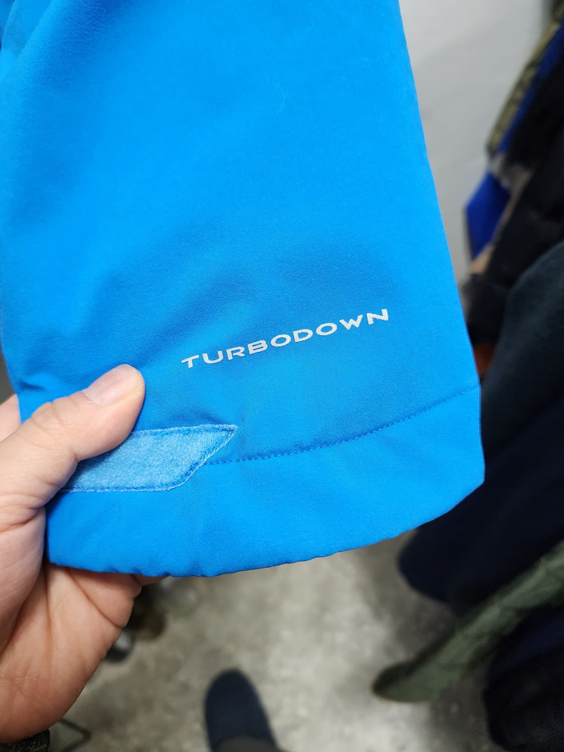 컬럼비아 티타늄 터보다운 경량패딩 상품이미지5