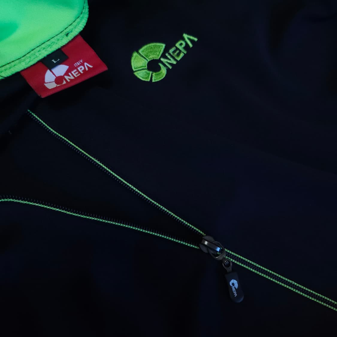 네파 트레이닝져지 100-105 L 아웃도어자켓 상품이미지6