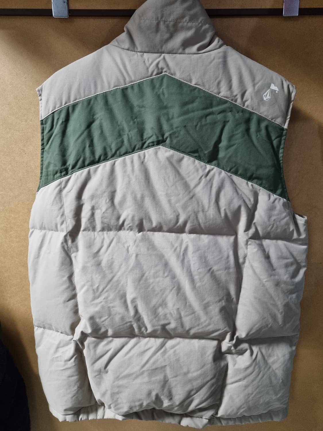 볼컴 남성 패딩 조끼  상품이미지2