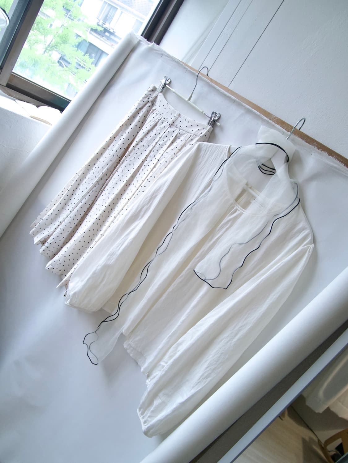 white minimal blouse 상품이미지6