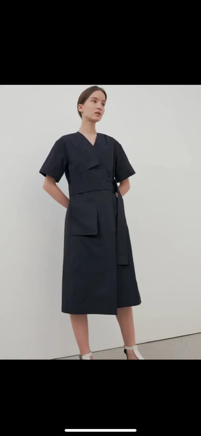 에핑글러 로브원피스 상품이미지1