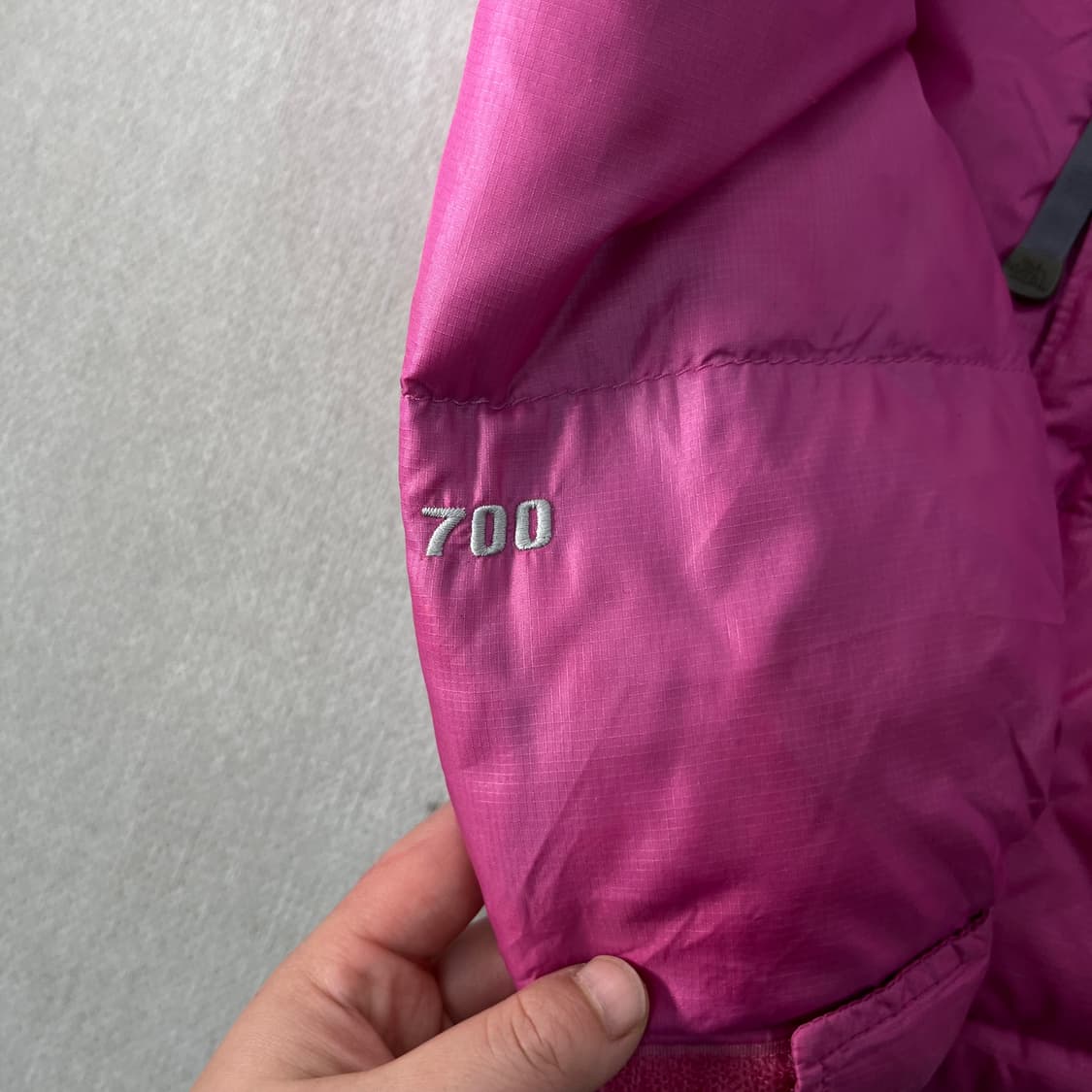 W 95 노스페이스 700 핑크 경량 패딩 상품이미지4