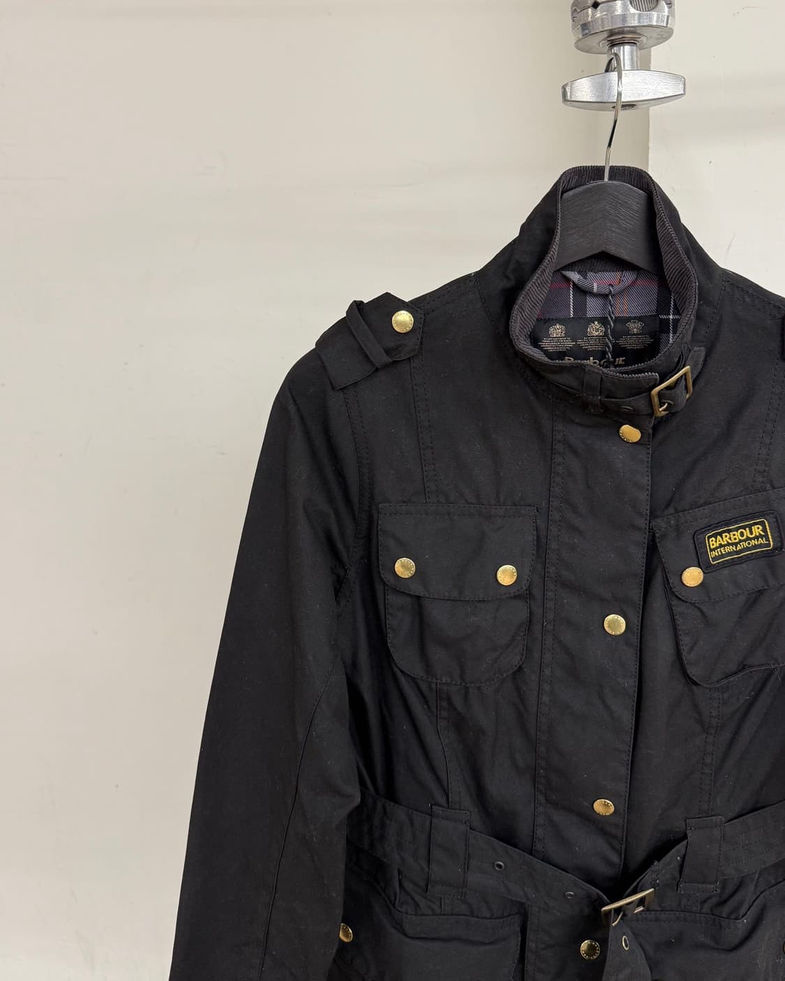 바버 블랙 인터내셔널 왁스 자켓  상품이미지3