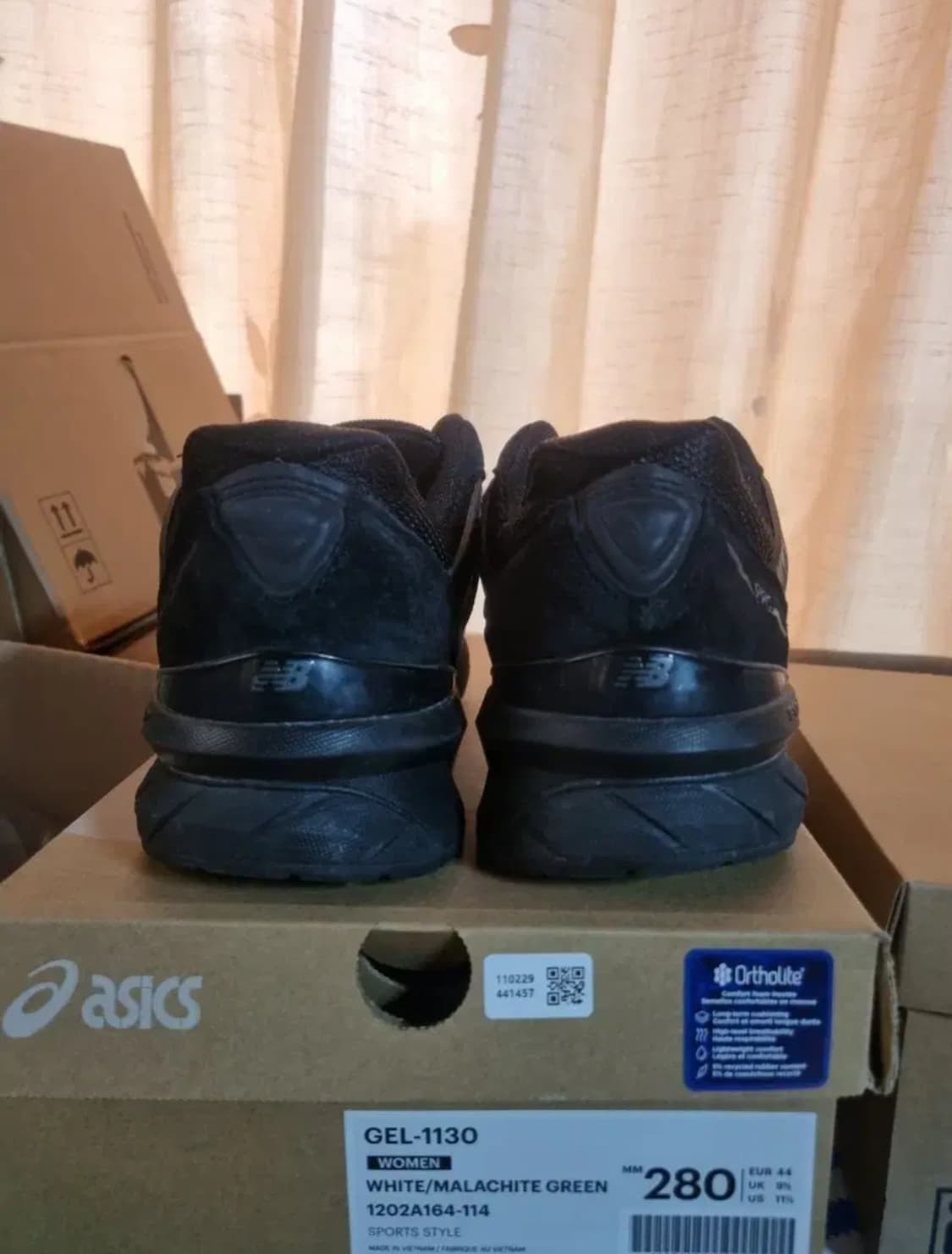 뉴발란스 990 v5 트리플블랙  275 상품이미지4