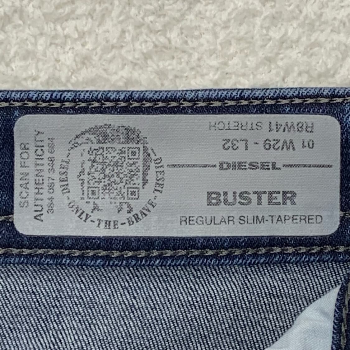 [29,31] 디젤 BUSTER 슬림 스트레이트핏 데님팬츠 상품이미지5