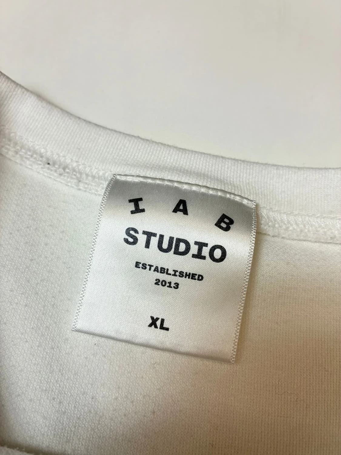 아이앱스튜디오 빅로고 오버핏 반팔 티셔츠 PN8630 상품이미지8