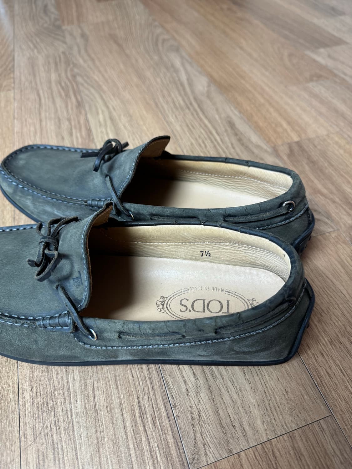 [Tod’s] 토즈 스웨이드 드라이빙 슈즈 7.5 상품이미지3