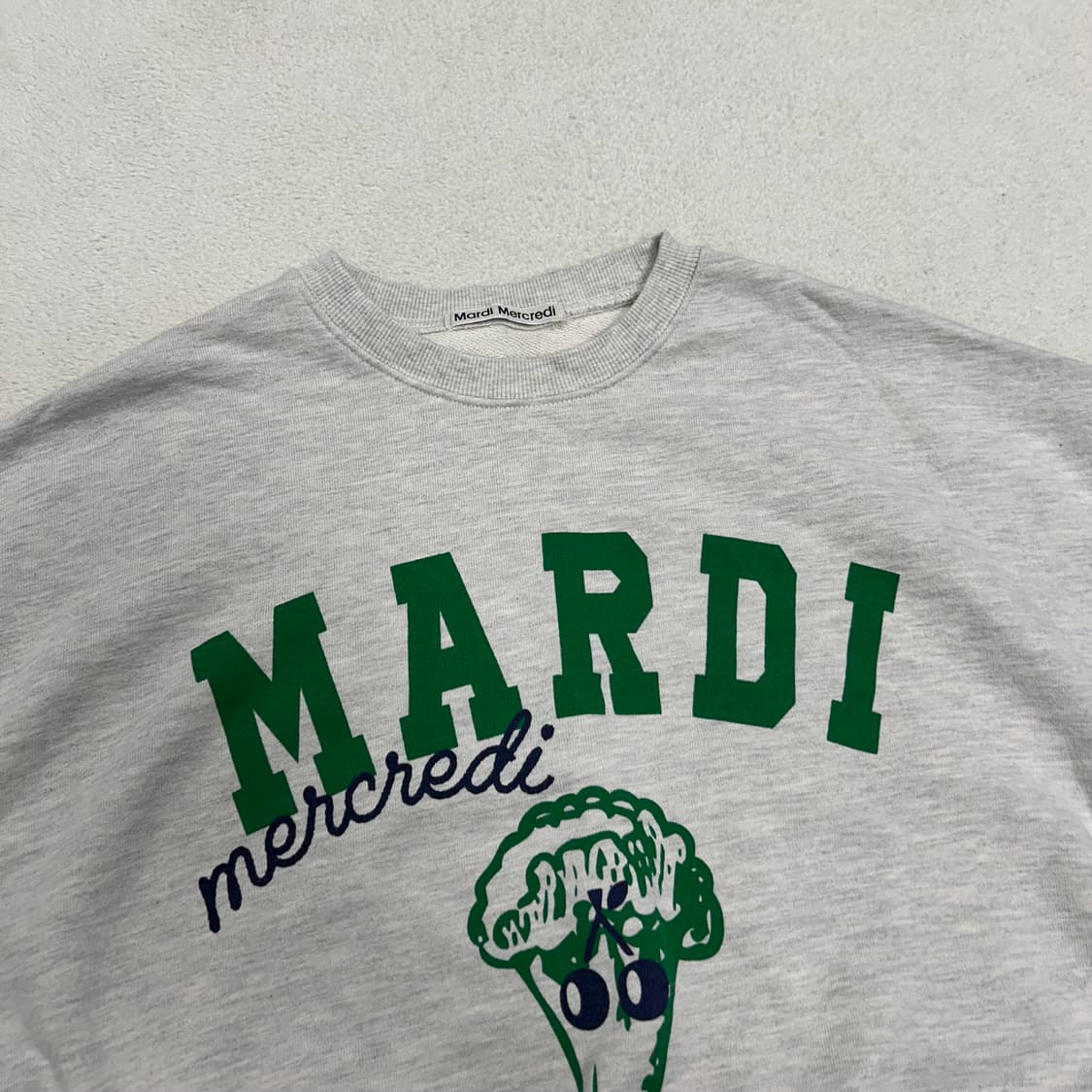 마르디메크르디 맨투맨 상품이미지2