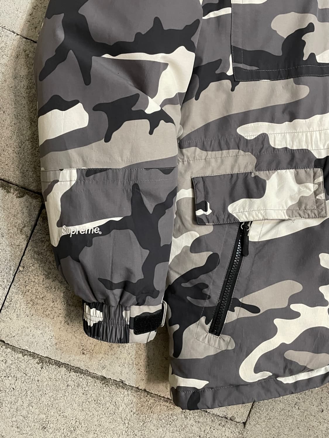 슈프림 다운타운 카모 파카  상품이미지4